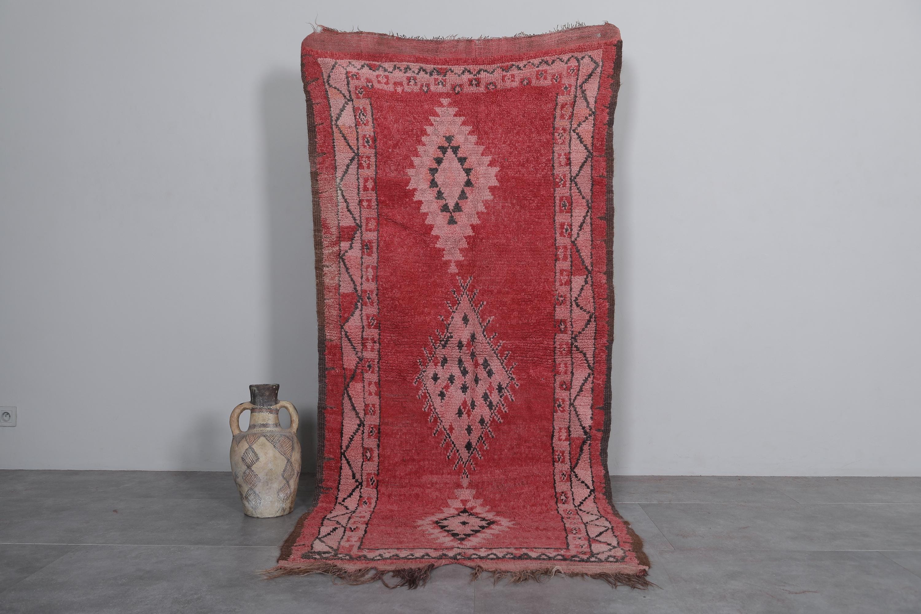 Vintage moroccan rug 3.6x7.8 feet – Handmade pink Berber runner rug – Pink tribal wool rug with diamond motifs –Long boho berber hallway rug
