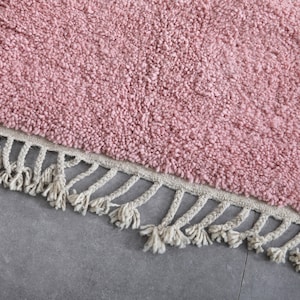 Moroccan rug millennial pink - Solid rug - Moroccan plain rug - Handmade rug - Beni ourain rug - Moroccan area rug - Morocco rug image 6