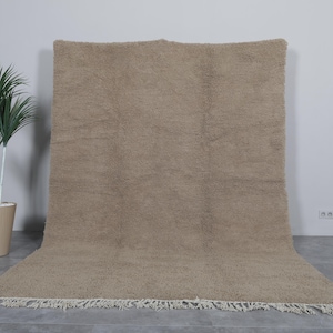 Handmade Berber rug 7.3 x 10.6 feet moroccan taupe rug - taupe rug - berber taupe rug - wool taupe rug - handmade taupe rug