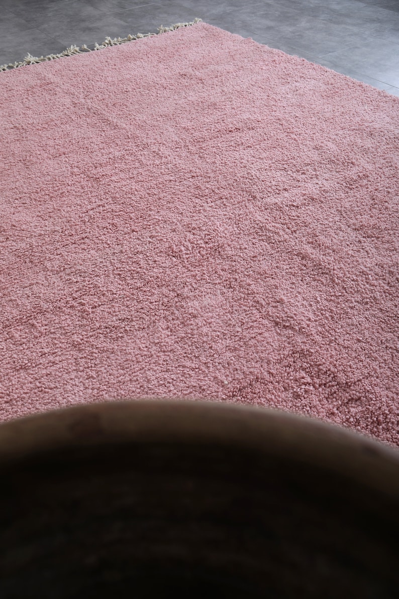 Moroccan rug millennial pink - Solid rug - Moroccan plain rug - Handmade rug - Beni ourain rug - Moroccan area rug - Morocco rug image 7