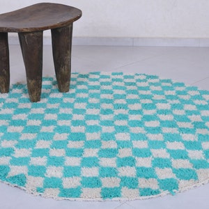 Moroccan round rug - checkered rug - green and white rug - moroccan area rug - morocco rug - rounded rug - circle rug - wool rug