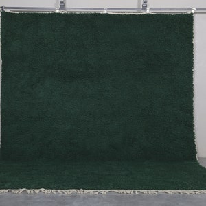 Moroccan rug green - Solid green rug - Plain green rug - Green rug - Moroccan plain rug - Handmade rug - Beni ourain green rug - Green plain
