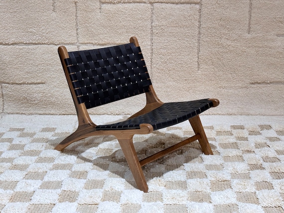 黒のレザーアームレスチェア 黒の椅子アームチェア - モロッコレザーと