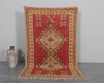 Vintage red moroccan rug 3.6 x 6.5 feet - Handmade red wool area rug - Tribal red rug - Bohemian berber accent rug with floral border