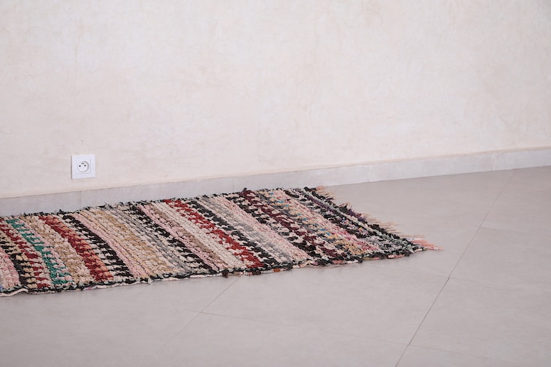 Handmade rug Vintage berber rug Hand knotted rug Small moroccan rug Boucherouite rug 2.6 FT X 4.9 FT