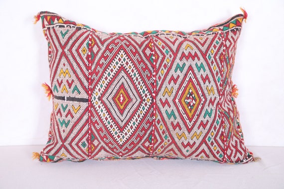 Moroccan Vintage pillow Filled 17.3 x 22 INCHES Vintage rug pillow - Woven kilim pillow - Bohemian pillow - Vintage Morocco pillow