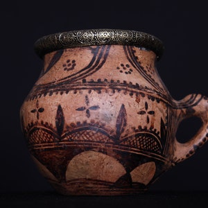 Vintage moroccan pottery 5.5 inches w x 5.5 inches h old berber vase - handmade ceramic pottery - berber pottery - old pottery - ceramic pot