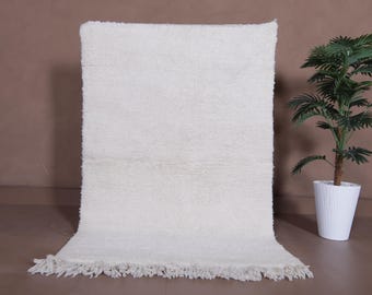 Kleiner Marokkanischer Beni Ourain Teppich 100x150 - Cremefarbener Beni Ourain handgefertigter Teppich - Minimalistischer neutraler Akzentteppich für Eingangs- oder Schlafzimmer