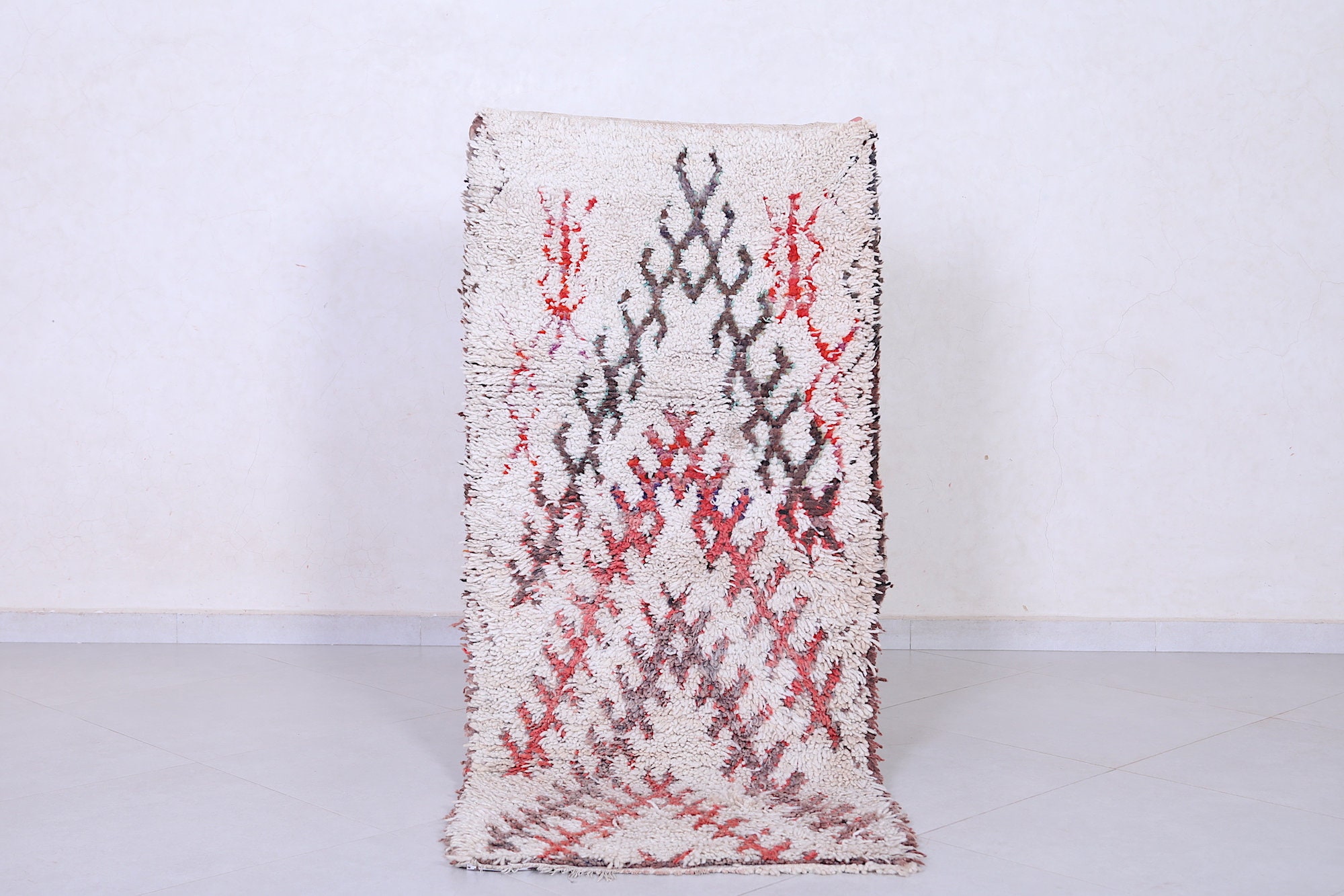 Berber Azilal Rug 2.4 X 5.3 Feet Hallway Moroccan Rug - Vintage Runner ...