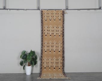 Beige Moroccan runner rug 2.8x10.1 ft - Handmade wool Berber carpet with tribal motif details - Long hallway rug