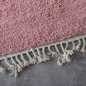 Moroccan rug millennial pink - Solid rug - Moroccan plain rug - Handmade rug - Beni ourain rug - Moroccan area rug - Morocco rug image 4