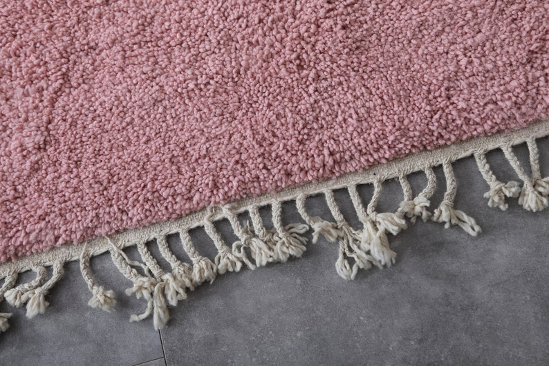 Moroccan rug millennial pink - Solid rug - Moroccan plain rug - Handmade rug - Beni ourain rug - Moroccan area rug - Morocco rug image 4