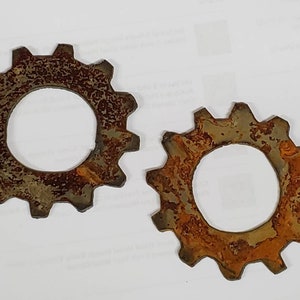 Lot Set of 2 Gears Sprocket Shapes 3 inch Steampunk Rusty Vintage Antique-y Metal Steel Wall Art Ornament Stencil DIY Sign