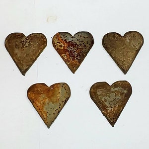 Lot Set of 5 Heart Shape 1.5 inch Rusty Vintage Antique-y Metal Steel Wall Art Ornament Craft Sign Stencil Made in USA