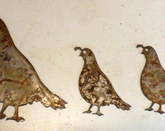 Set Lot of 3 Quail Mom and Babies Shapes 4" - 6" Rusty Vintage Antique-y Metal Steel Wall Art Craft Ornament Sign