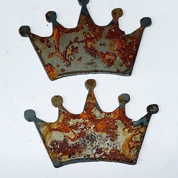 Lot Set of 2 Crowns 3 inch Prince Princess King Queen Rusty Vintage Antique-y Metal Steel Wall Art Ornament Stencil diy Sign Made in USA
