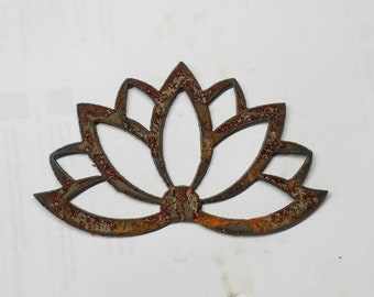 6 inch Lotus Flower Rusty Rough Metal Steel Wall Art Ornament Stencil Vintage Sign DIY Craft