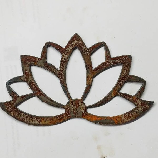 6 inch Lotus Flower Rusty Rough Metal Steel Wall Art Ornament Stencil Vintage Sign DIY Craft