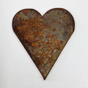 Heart Shape 6 inch Rusty Rustic Vintage Antique-y Metal Steel Wall Art Ornament Craft Farm House Garden Stencil DIY Sign