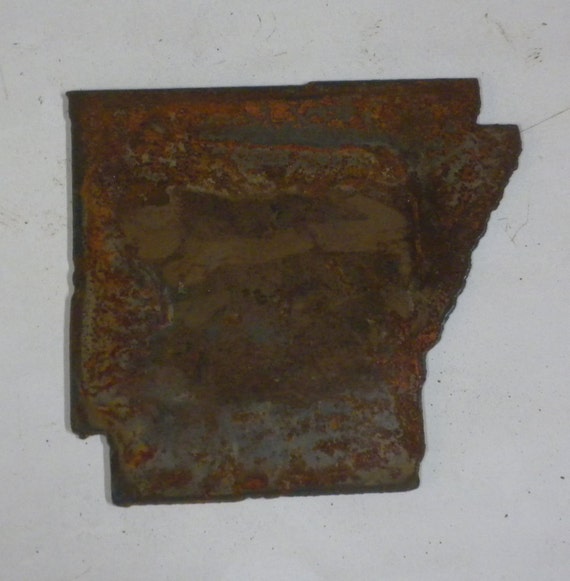 6 Inch ARKANSAS AR State Shape Rusty Metal Vintage Stencil Ornament Craft
