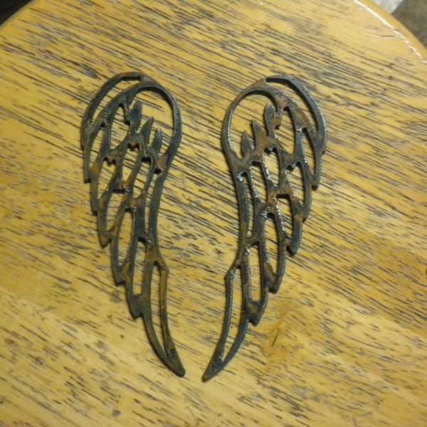 Lot Set of 2 Angel Wings 6 inch Rough Rusty Metal Steel Wall Art Ornament Stencil Craft DIY Sign Decor