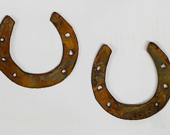 Lot Set of 2 Horseshoe Shape 3 inch Rusty Vintage Antique-y Metal Steel Wall Art Ornament Stencil Farm DIY Sign Made in USA