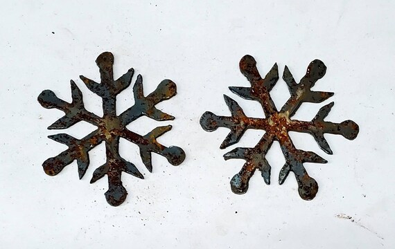 Lot Set of 2 Rough Rusty Vintage Round Tipped Snowflakes 3 - Etsy