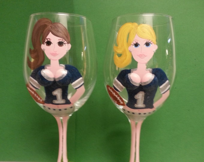 Hand Painted Cowboys Football Fan, Cowboys Cheerleader, Dallas cheerleader, Cowboys Fan gift, Cheerleader Wine Glass, Cowboys Wine Glass