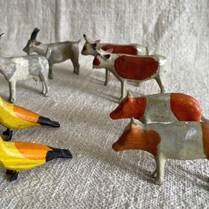 Antique Ark Animal Pair