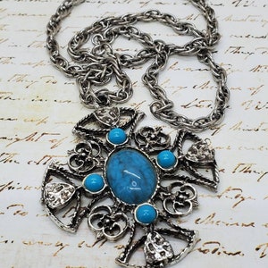 Vintage Boho Style Faux Turquoise Necklace