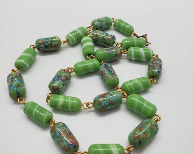 Vintage Green Glass Necklace Etsy