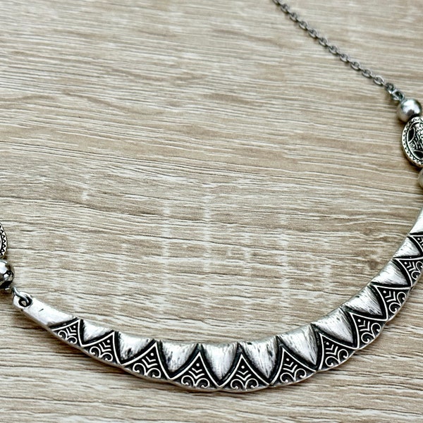 Yalo- Antique Silver plated Ethnic collar necklace with sterling silver chain.