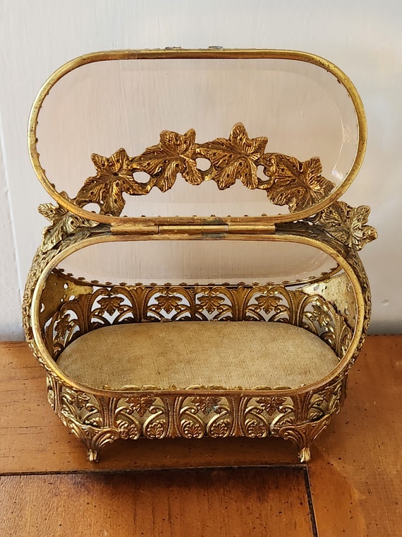 Beautiful Ornate Beveled Glass trinket box - image 7
