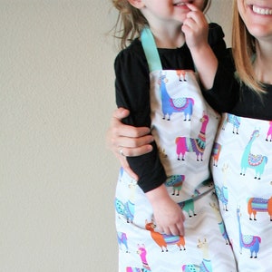 Mommy and Me matching aprons