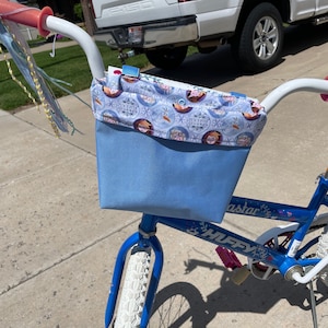Colorful Handlebar Bag for Bikes, Scooters & Tricycles - Water Resistant Fabric - Fun Treasures - Snacks on the Go