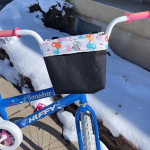 Adorable Colorful Owls Adorn This Handlebar Bag for Girls - Perfect Bike Accessory for Little Explorers and Treasures on the Go