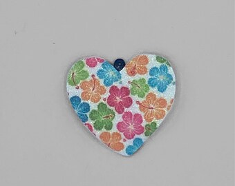 Hibiscus flower hair clip for girls, tropical hair accessories for little girls, luau party favors for guests, heart snap clip for hair