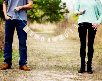 Save the Date Banner / Wedding Garland / Save the Date Props / DiY Engagement Cards / Wedding Date Banner / Photo Prop