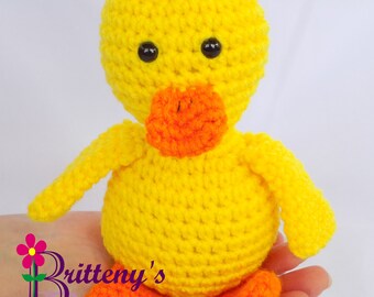 Modèle de crochet d'animal en peluche de canard Modèle de crochet d'amigurumi de canard jaune