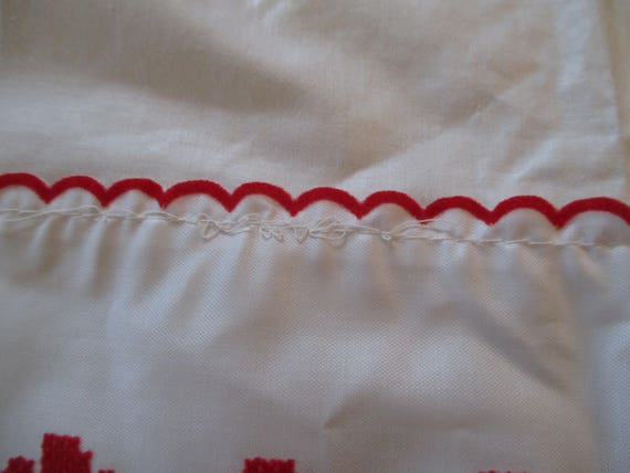 Vintage Handmade Cotton Adults Apron White w/ Red… - image 4