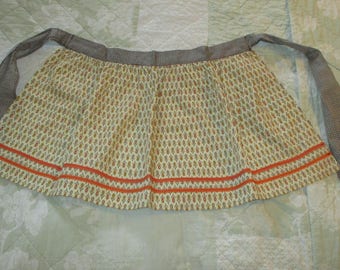 Vintage Handmade Cotton Adult (Child ?) Beige Orange & Yellow Cotton Apron