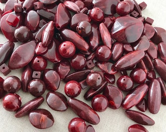 Acrylic Burgundy Red Marbled Assorted Shape Beads - Red Marbled - Assorted Size Faceted - Pack of 173 beads 9oz