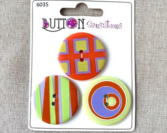 Happy 6035 - Button Sensations - 2 Hole - Red Green Purple