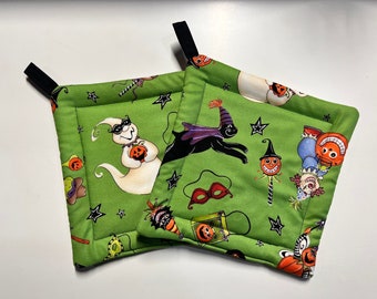Whimsical Halloween Pot Holders • Set of thick Handmade Quilted Halloween Hot Pads • Vintage Style Childrens Halloween Decor • Whimsicalli
