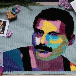 Crocheting Freddie Mercury English/Dutch version image 1