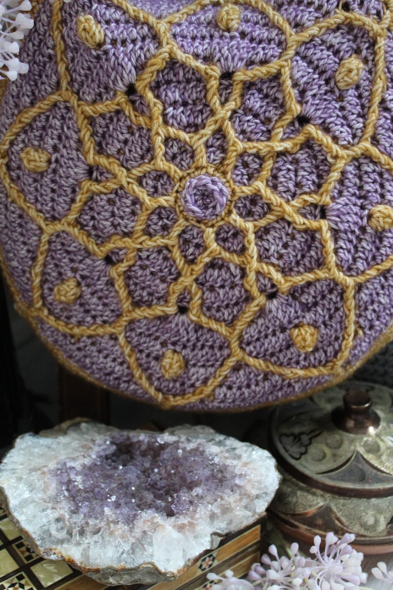 Indian Flower bag crochet pattern image 5