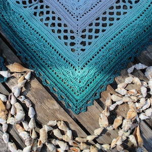 Soul of the Sea Shawl crochet pattern image 2