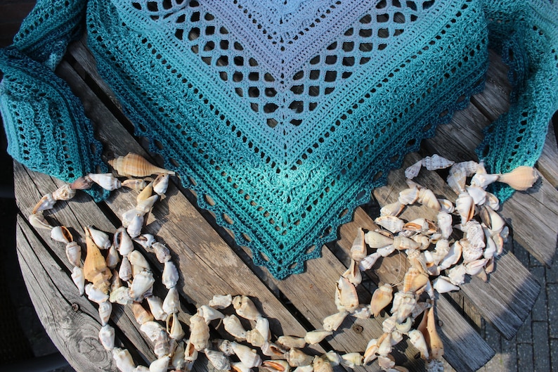 Soul of the Sea Shawl crochet pattern image 2