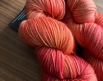 TGWTH hand dyed sock yarn - Orange-Red