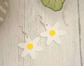 3D Printed Daisy Earrings, various colours, flower jewellery, cute jewelry, plant gift, lightweight earrings, mothers day gift